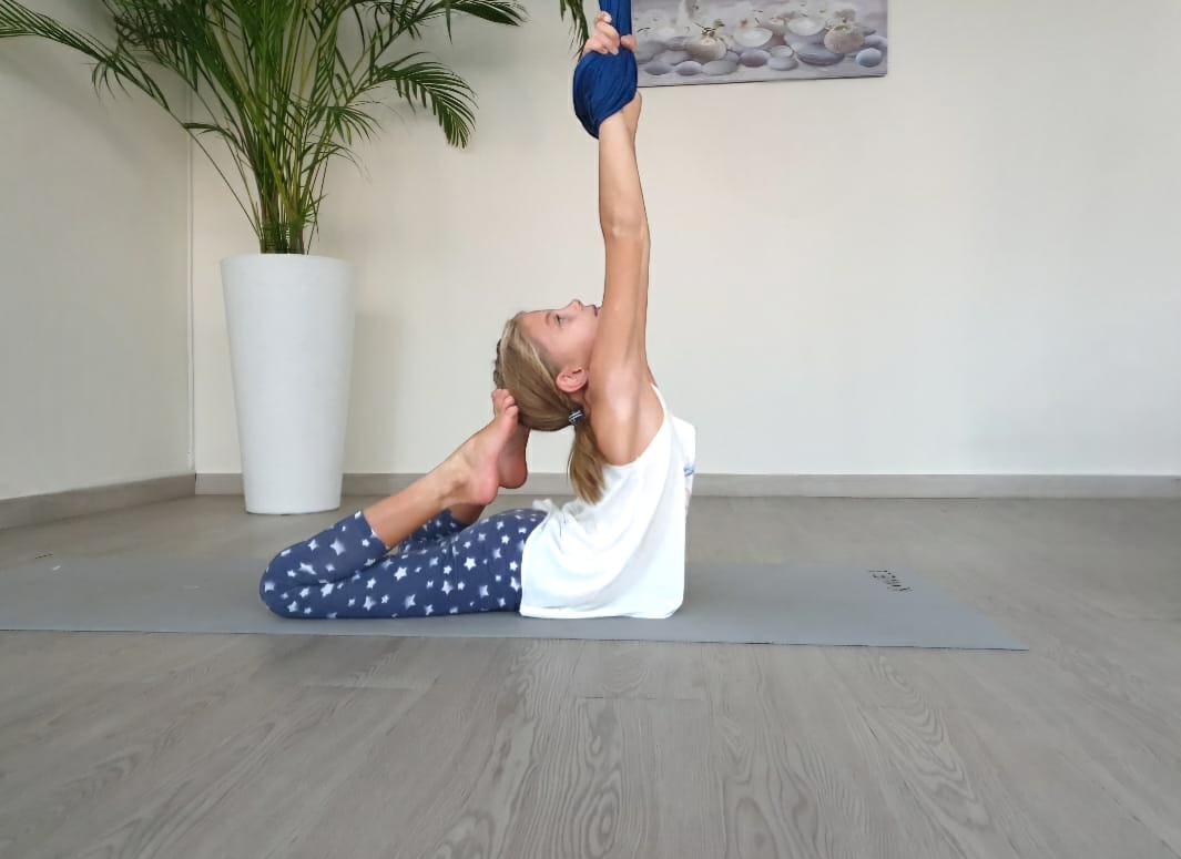 AERIAL KID’S YOGA